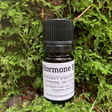 Load image into Gallery viewer, HORMONE SYNERGY- ESSENTIAL OIL BLEND FOR PERIMENOPAUSE
