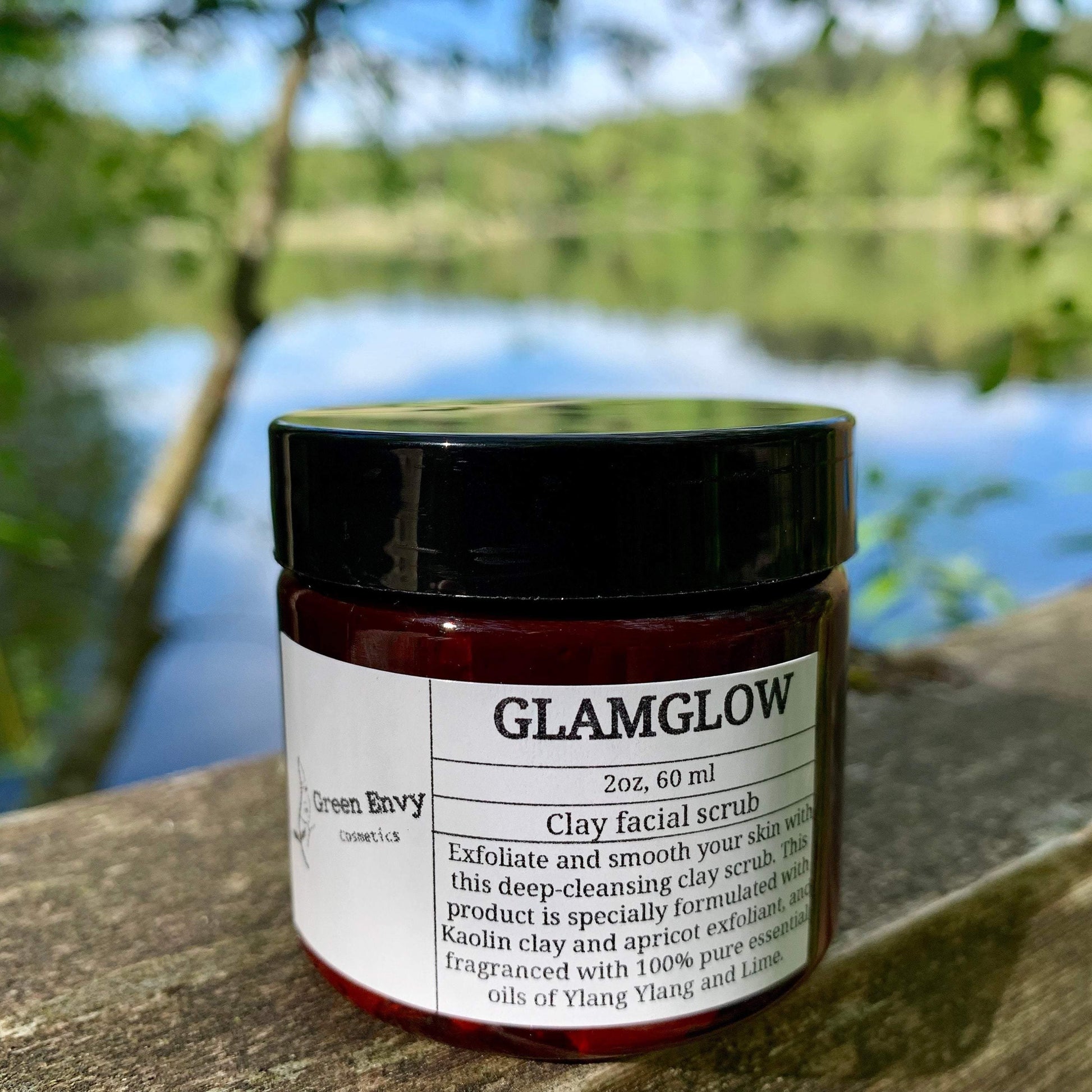 GLAMGLOW- CLAY SCRUB - GreenEnvyCosmetics 